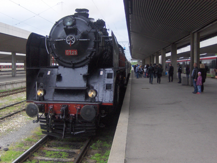 БДЖ организира още едно празнично пътуване с парен локомотив